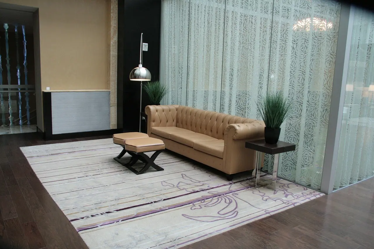 Tekstiler, der forvandler: Gardiner, tæpper og puder som gamechangers